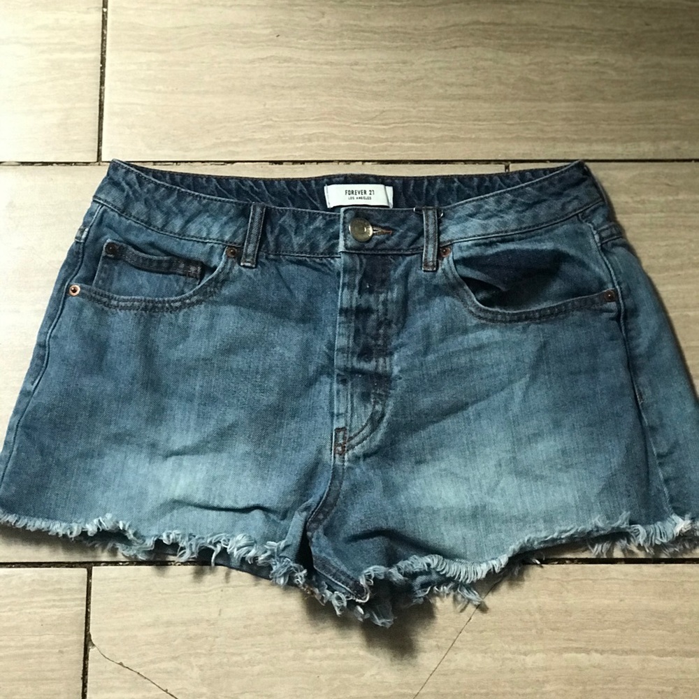 f21 shorts